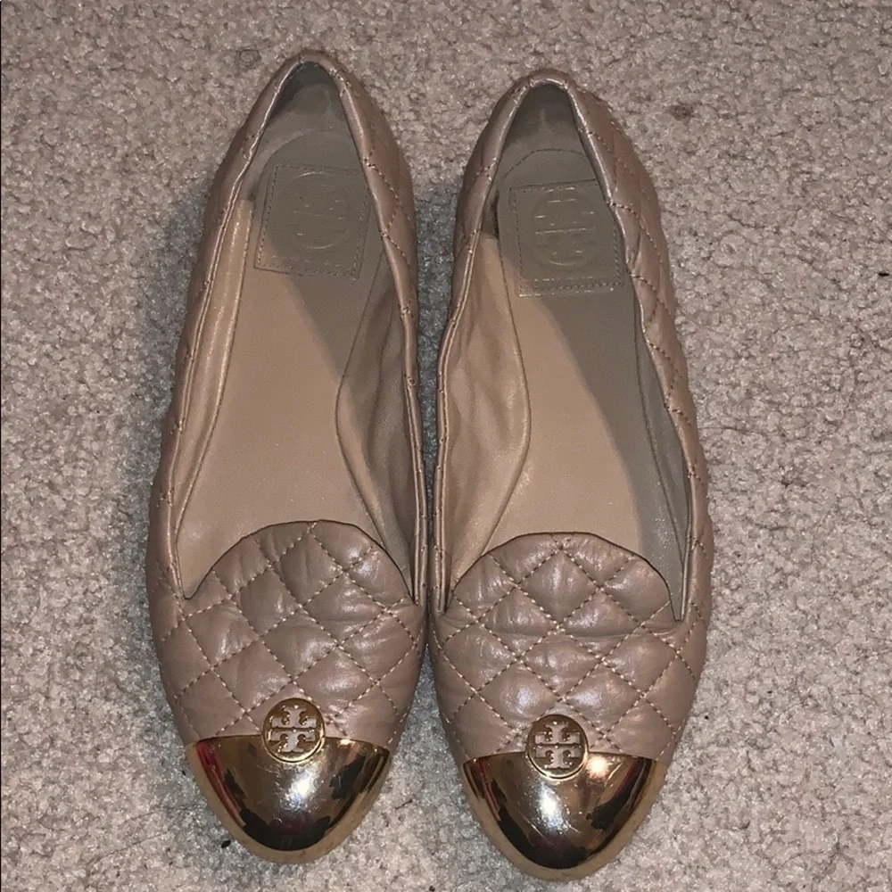 Tory Burch quilted flats size - 7 1/2 M - Picture 2 of 8
